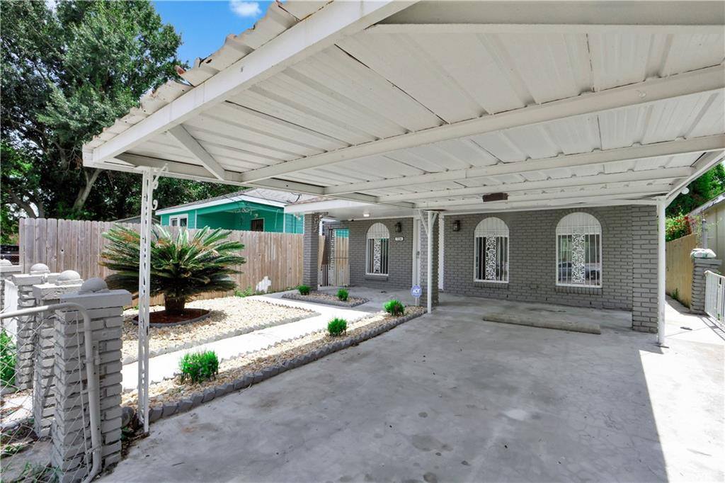 724 Thayer Street, New Orleans, LA 70114