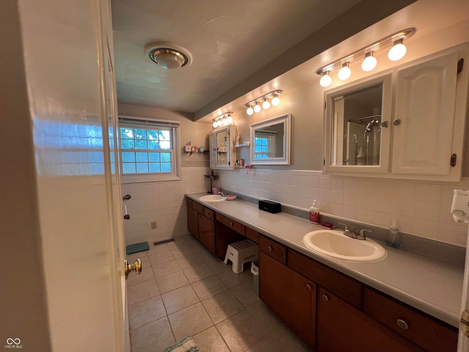 600 North Fir Tree Drive, Muncie, IN 47304