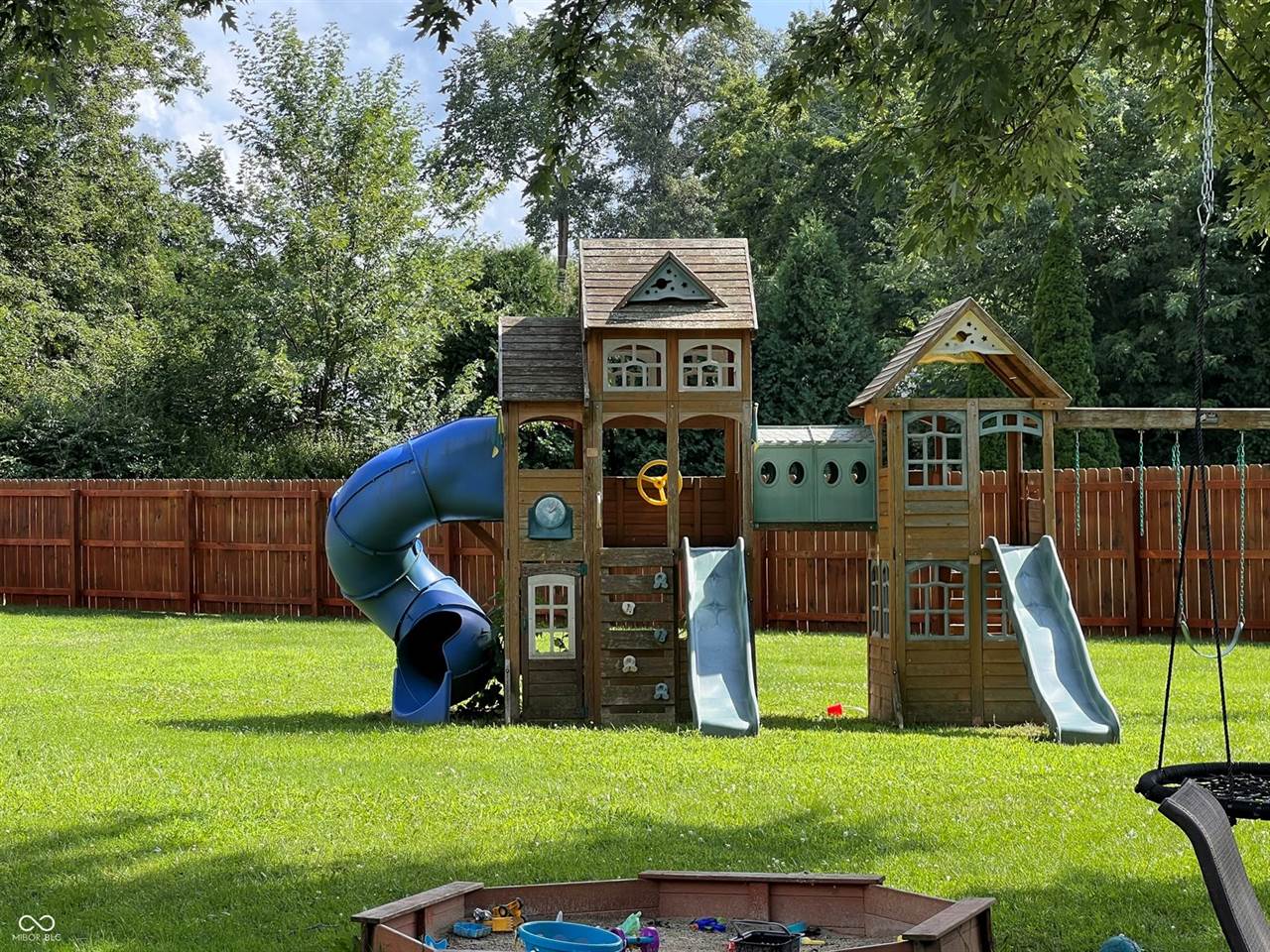 600 North Fir Tree Drive, Muncie, IN 47304