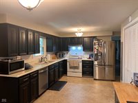 600 North Fir Tree Drive, Muncie, IN 47304