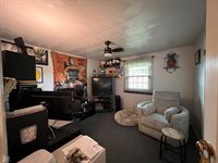 600 North Fir Tree Drive, Muncie, IN 47304