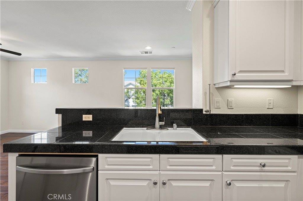 27274 Magnolia Lane, Valencia, CA 91354