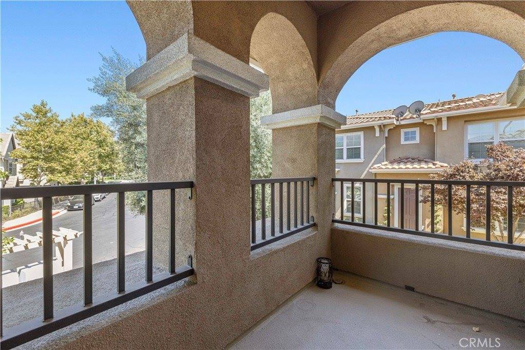 27274 Magnolia Lane, Valencia, CA 91354