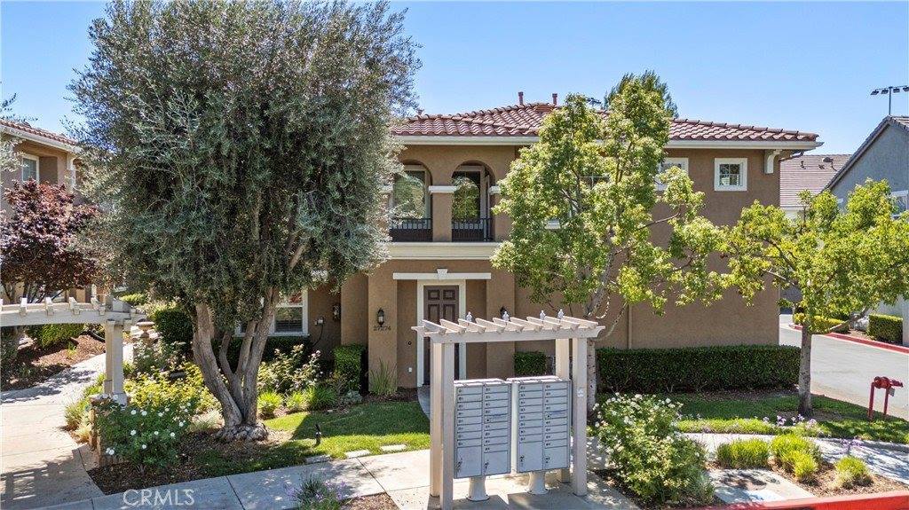 27274 Magnolia Lane, Valencia, CA 91354