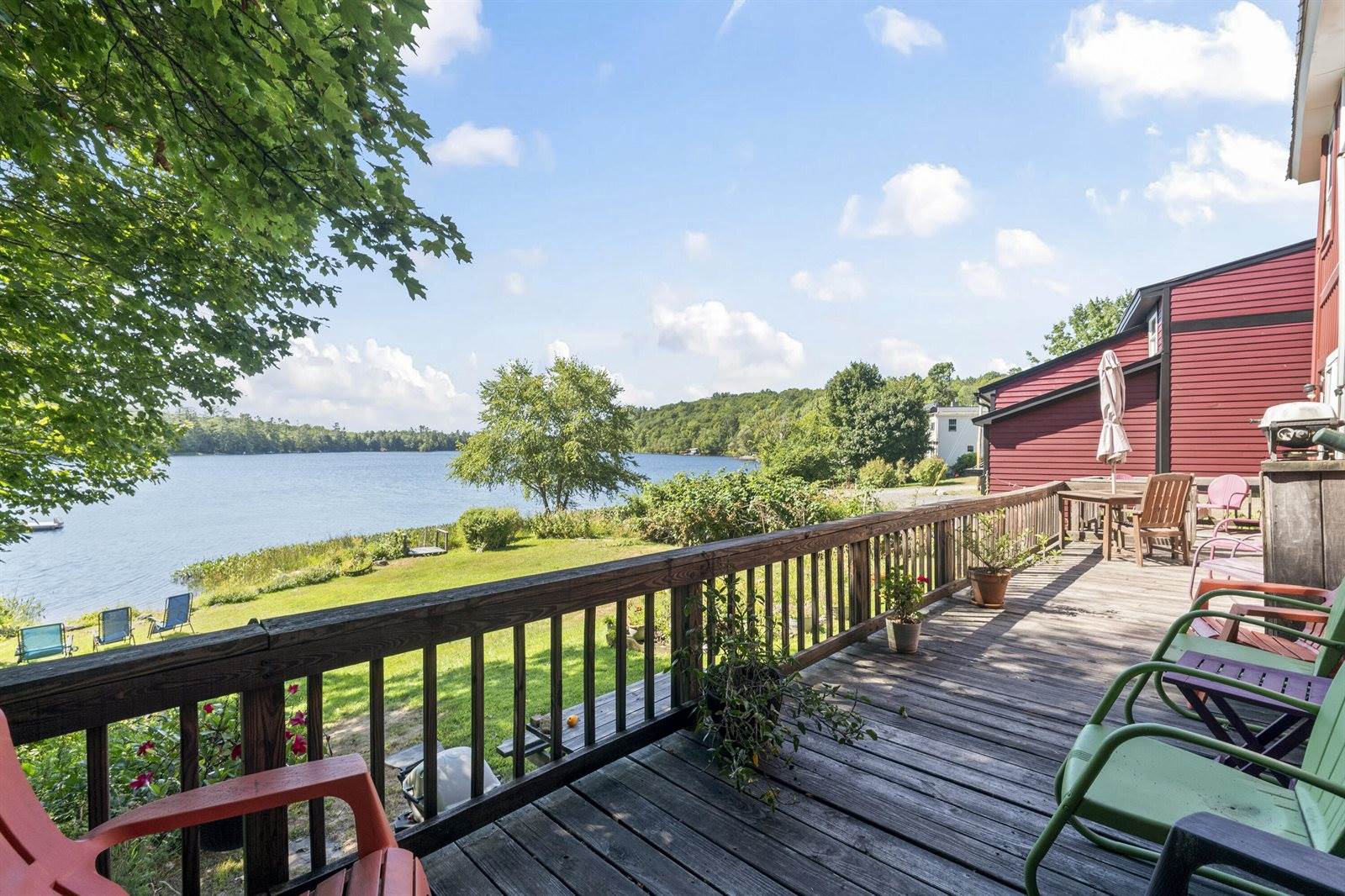 14 Main Street, Mount Vernon, ME 04352