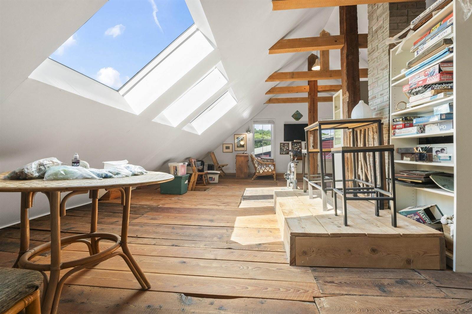 14 Main Street, Mount Vernon, ME 04352