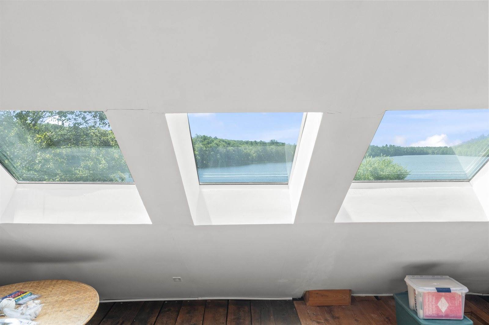 14 Main Street, Mount Vernon, ME 04352