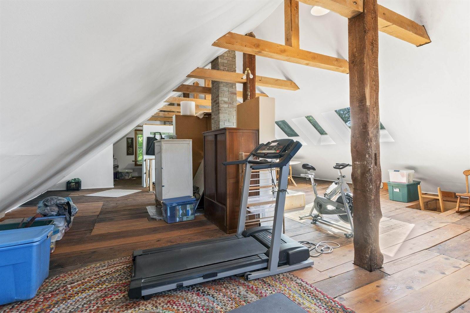 14 Main Street, Mount Vernon, ME 04352