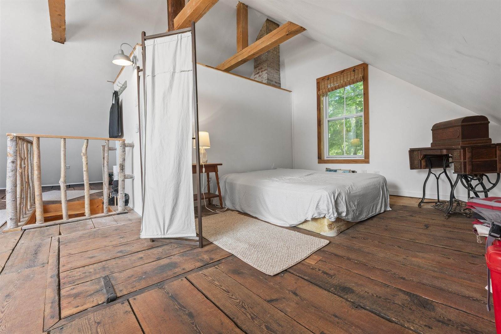 14 Main Street, Mount Vernon, ME 04352