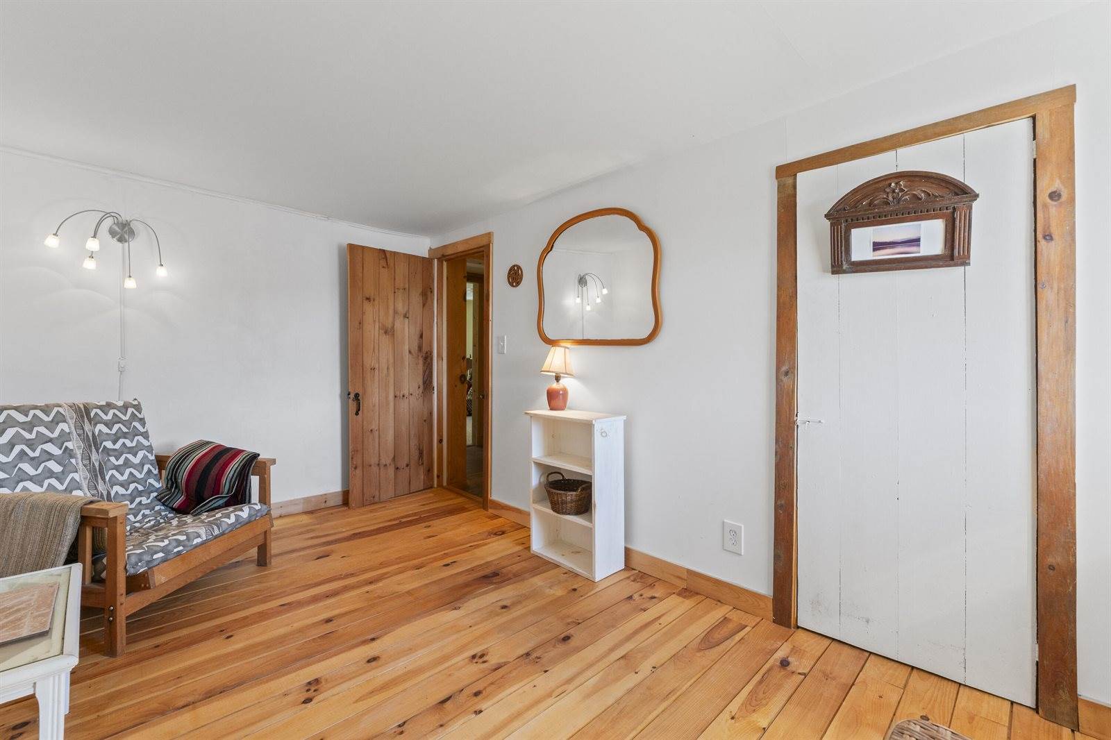 14 Main Street, Mount Vernon, ME 04352