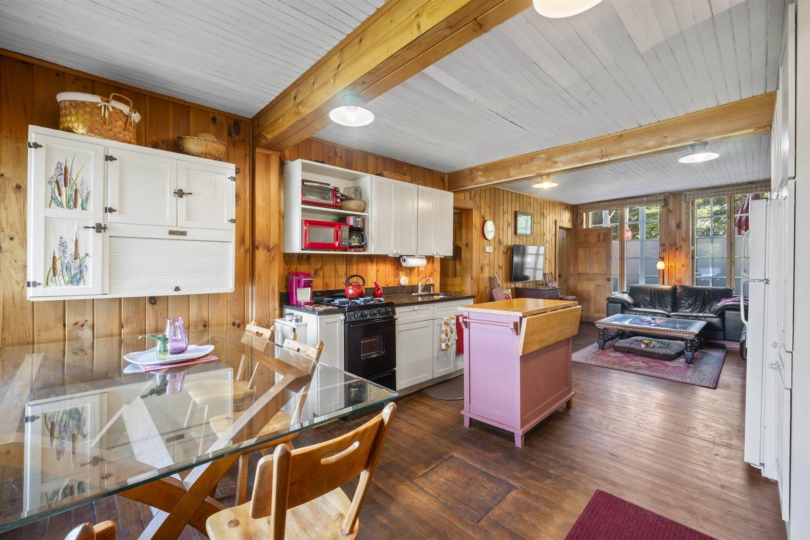 14 Main Street, Mount Vernon, ME 04352