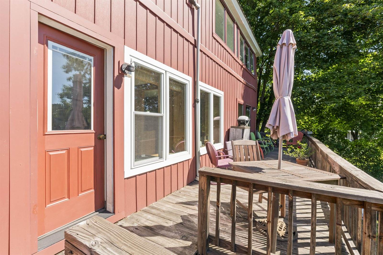 14 Main Street, Mount Vernon, ME 04352