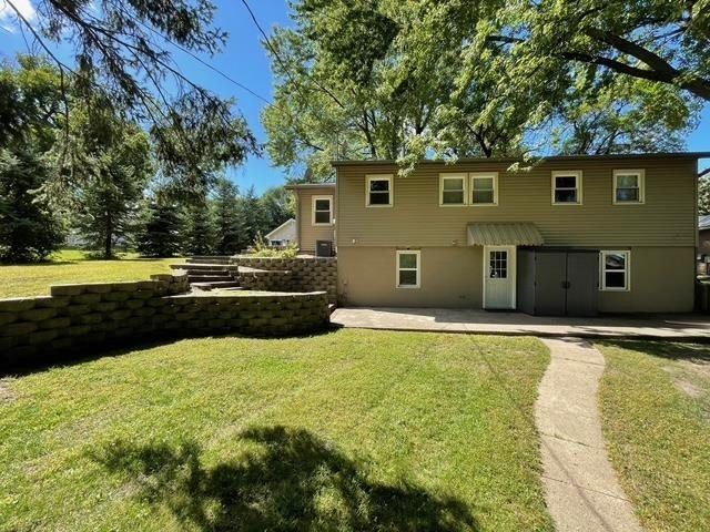 1605 Erie, Spirit Lake, IA 51360