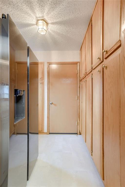 906 NW B Street, Blue Springs, MO 64015