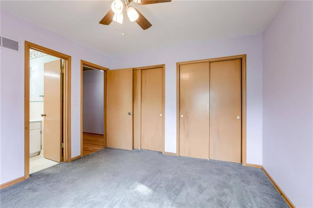 906 NW B Street, Blue Springs, MO 64015