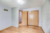 906 NW B Street, Blue Springs, MO 64015