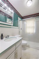 906 NW B Street, Blue Springs, MO 64015