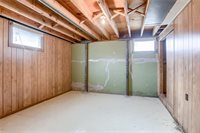 906 NW B Street, Blue Springs, MO 64015