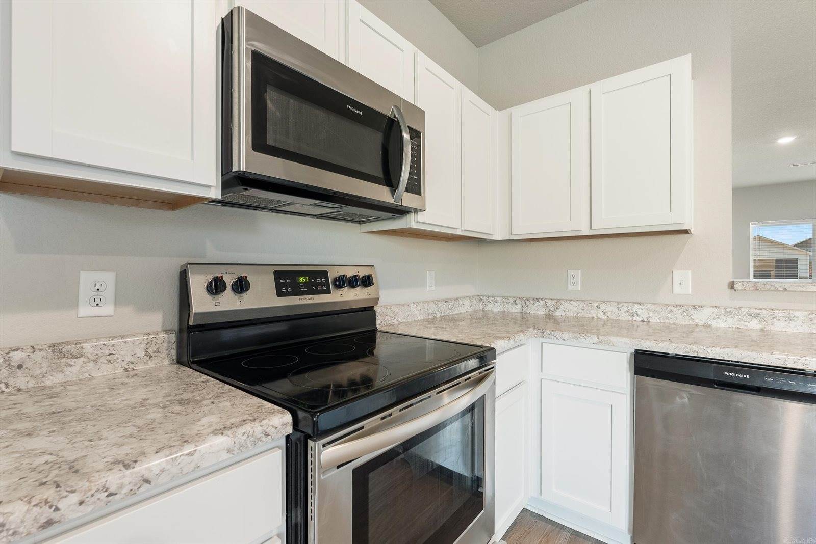 19 Curly Leaf Lane, Conway, AR 72032