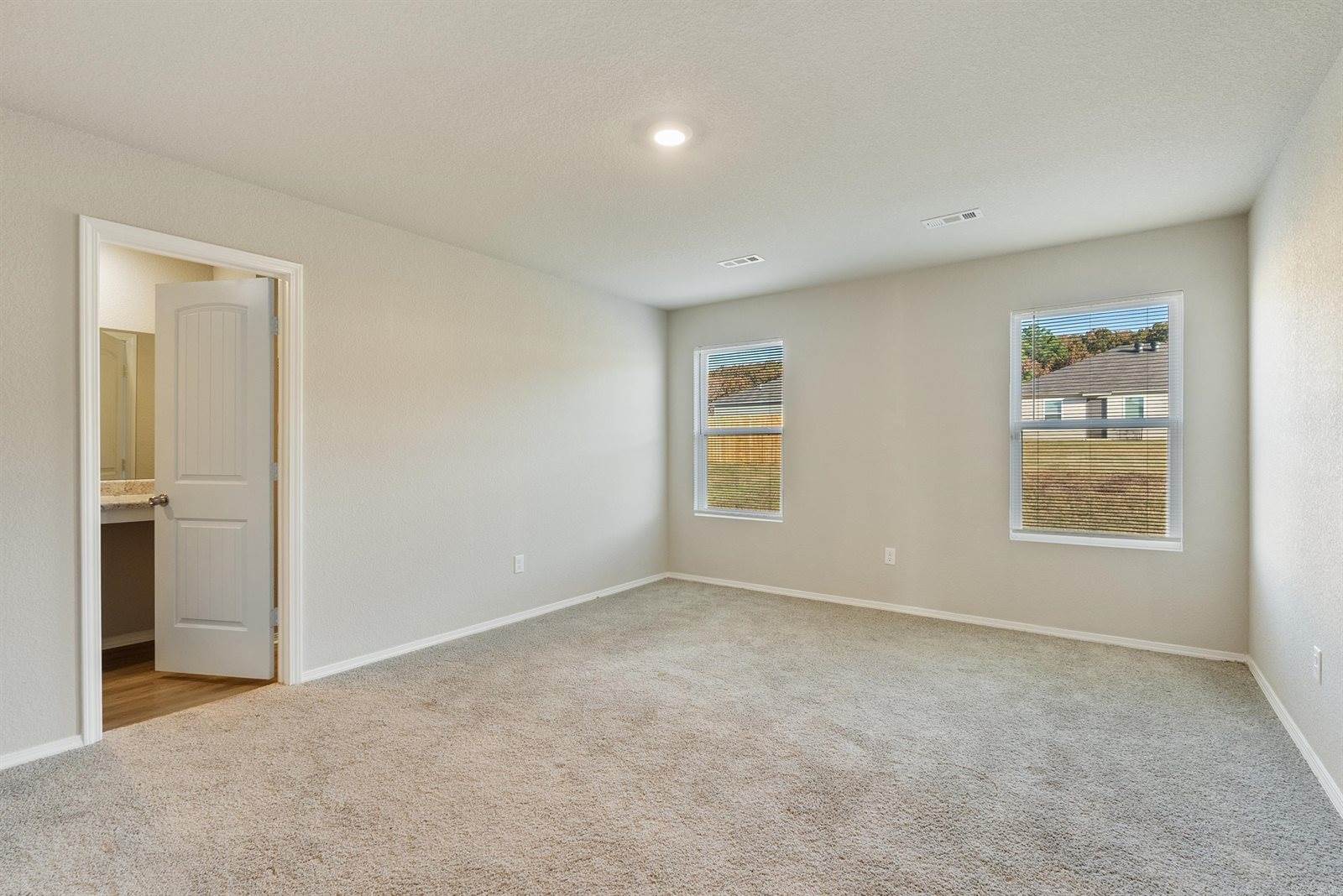 19 Curly Leaf Lane, Conway, AR 72032