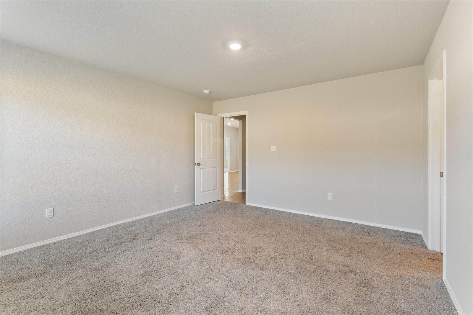 19 Curly Leaf Lane, Conway, AR 72032