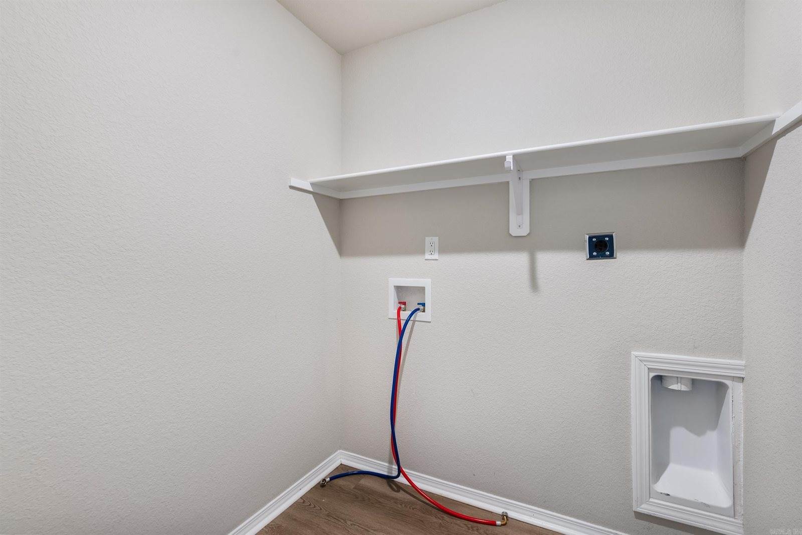 19 Curly Leaf Lane, Conway, AR 72032