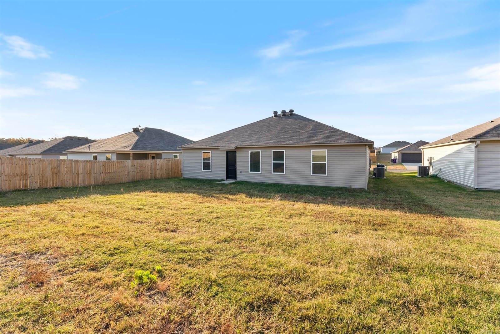 19 Curly Leaf Lane, Conway, AR 72032