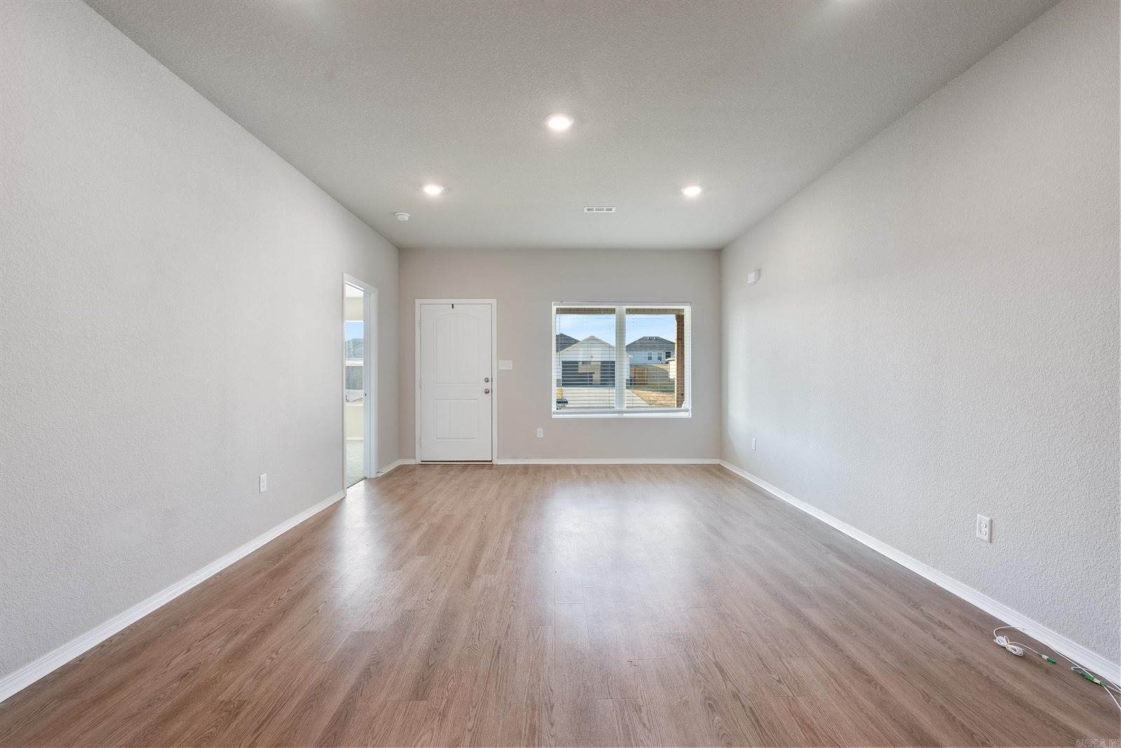 19 Curly Leaf Lane, Conway, AR 72032