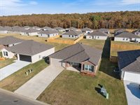 19 Curly Leaf Lane, Conway, AR 72032