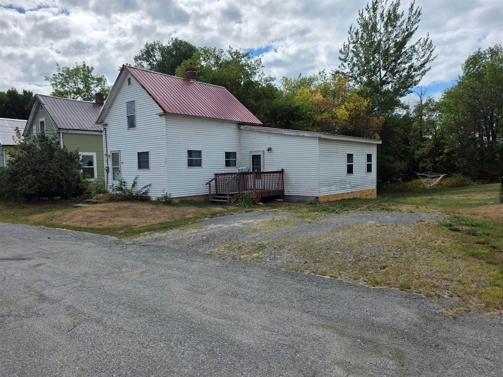 107 Cottage Street, Pittsfield, ME 04967