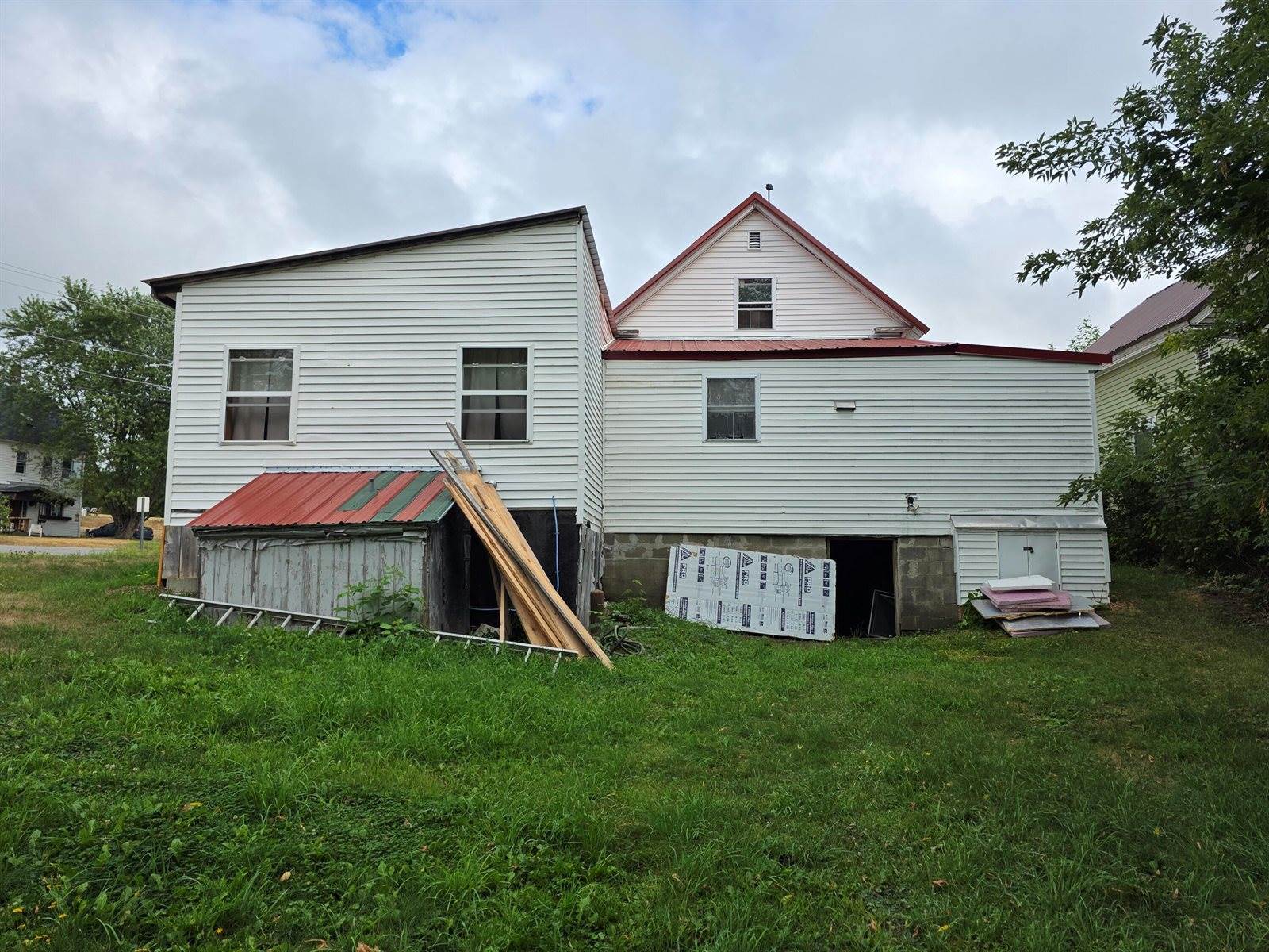 107 Cottage Street, Pittsfield, ME 04967