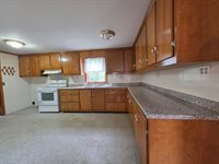 107 Cottage Street, Pittsfield, ME 04967