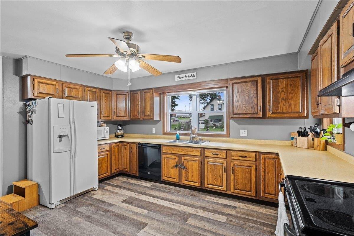 211 Chestnut Street, Marathon, WI 54448