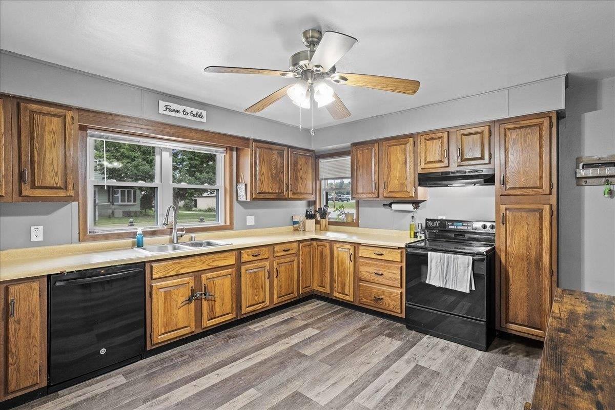 211 Chestnut Street, Marathon, WI 54448