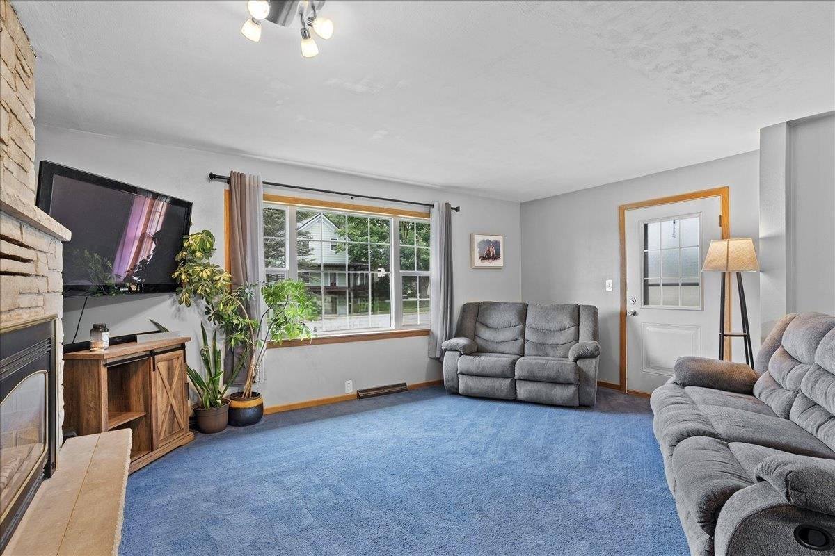 211 Chestnut Street, Marathon, WI 54448