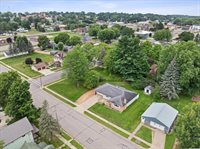 211 Chestnut Street, Marathon, WI 54448