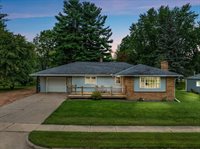 211 Chestnut Street, Marathon, WI 54448