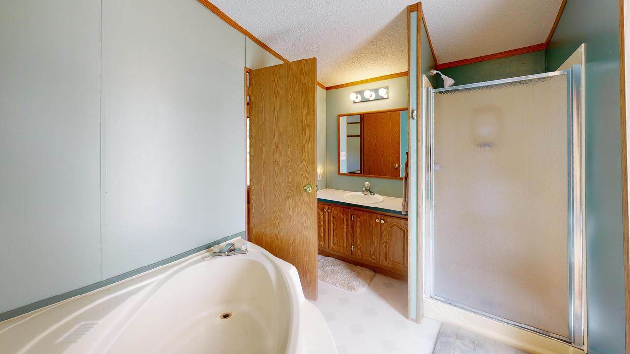 E2817 S Creek ROAD, De Soto, WI 54624