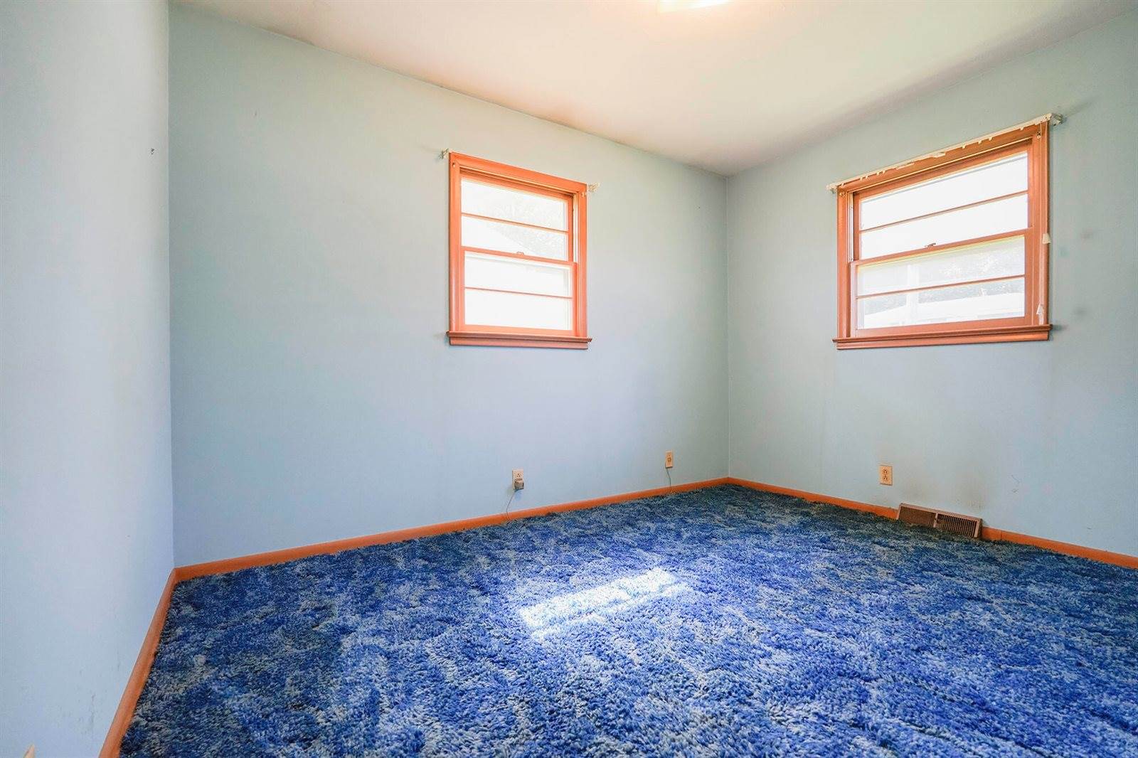 14 Virginia Hills Road, Council Bluffs, IA 51503