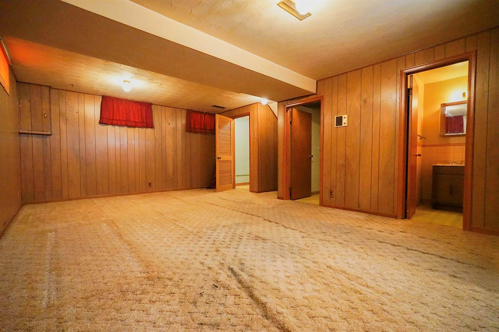 14 Virginia Hills Road, Council Bluffs, IA 51503