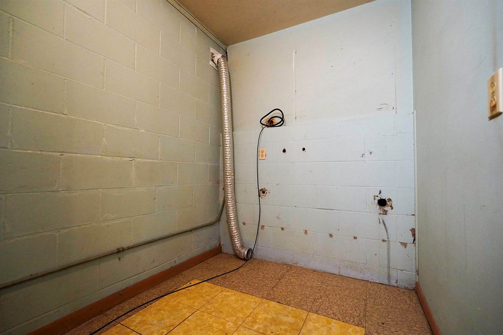 14 Virginia Hills Road, Council Bluffs, IA 51503