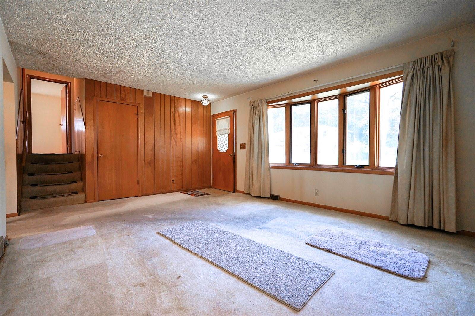 14 Virginia Hills Road, Council Bluffs, IA 51503