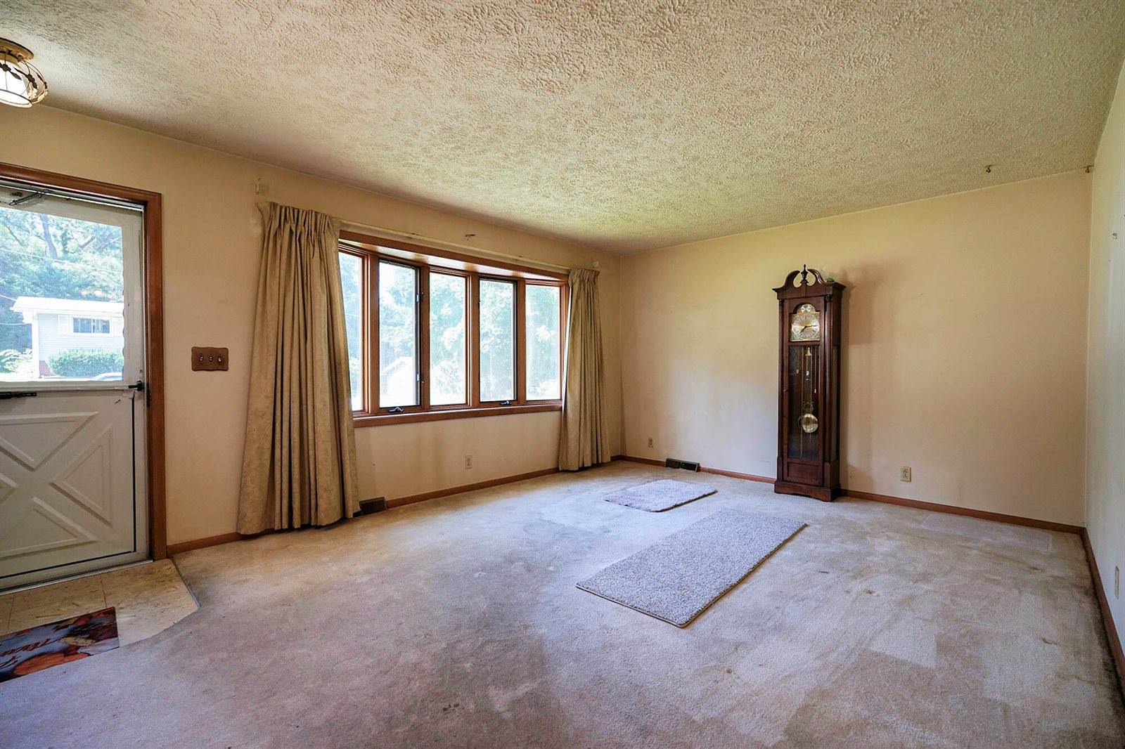 14 Virginia Hills Road, Council Bluffs, IA 51503