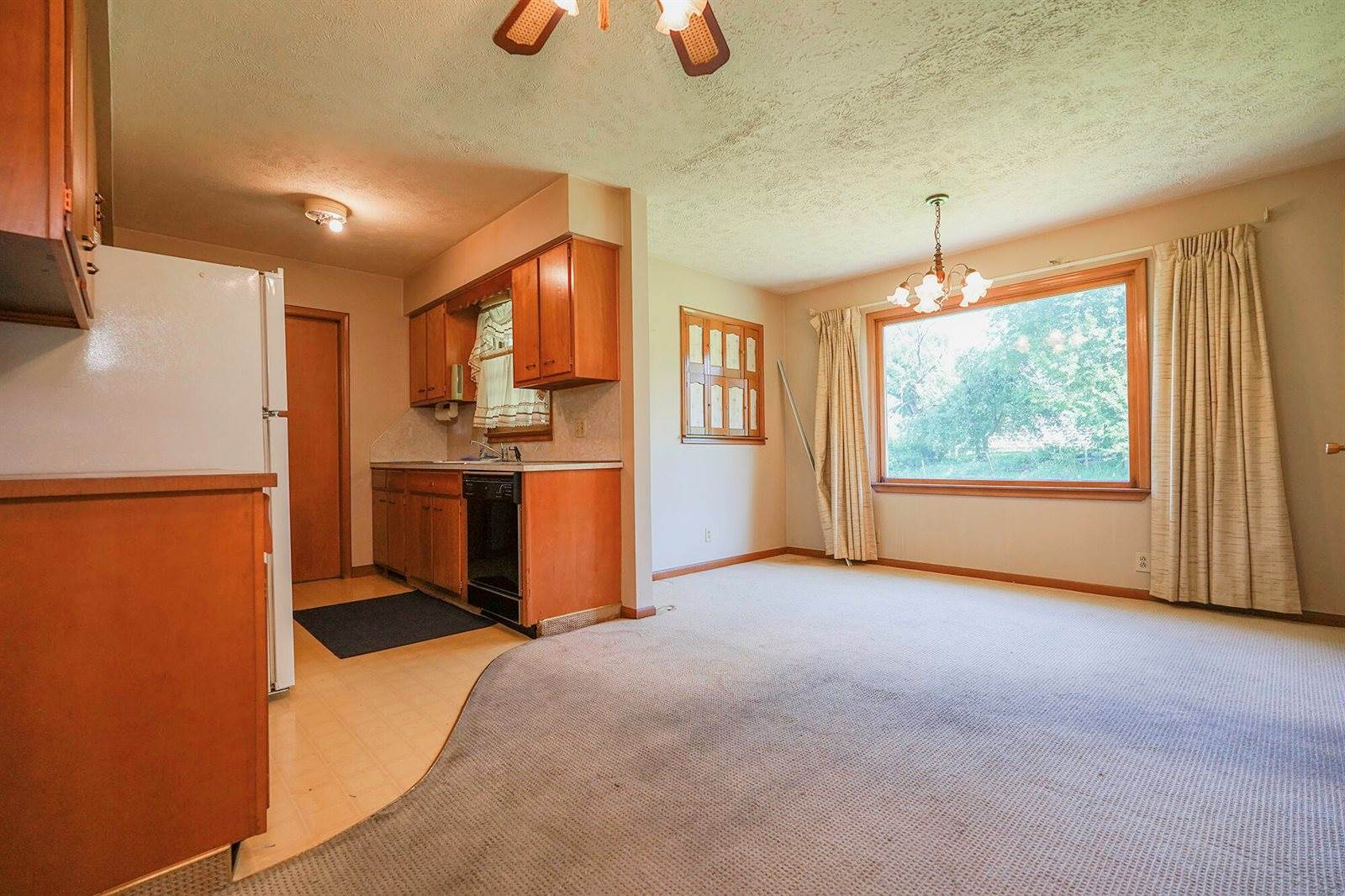 14 Virginia Hills Road, Council Bluffs, IA 51503