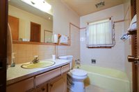 14 Virginia Hills Road, Council Bluffs, IA 51503