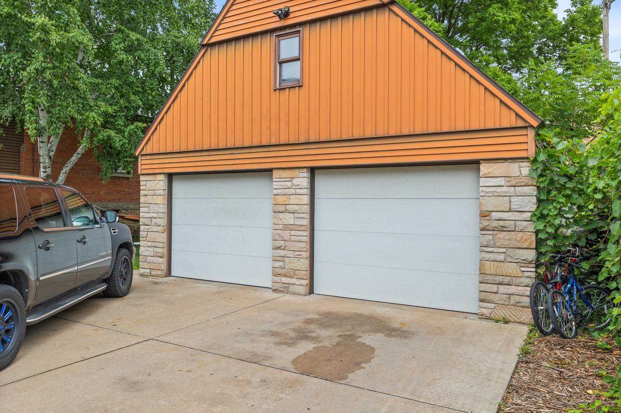 1316 ELLIS STREET #1417 Church Street, Stevens Point, WI 54481