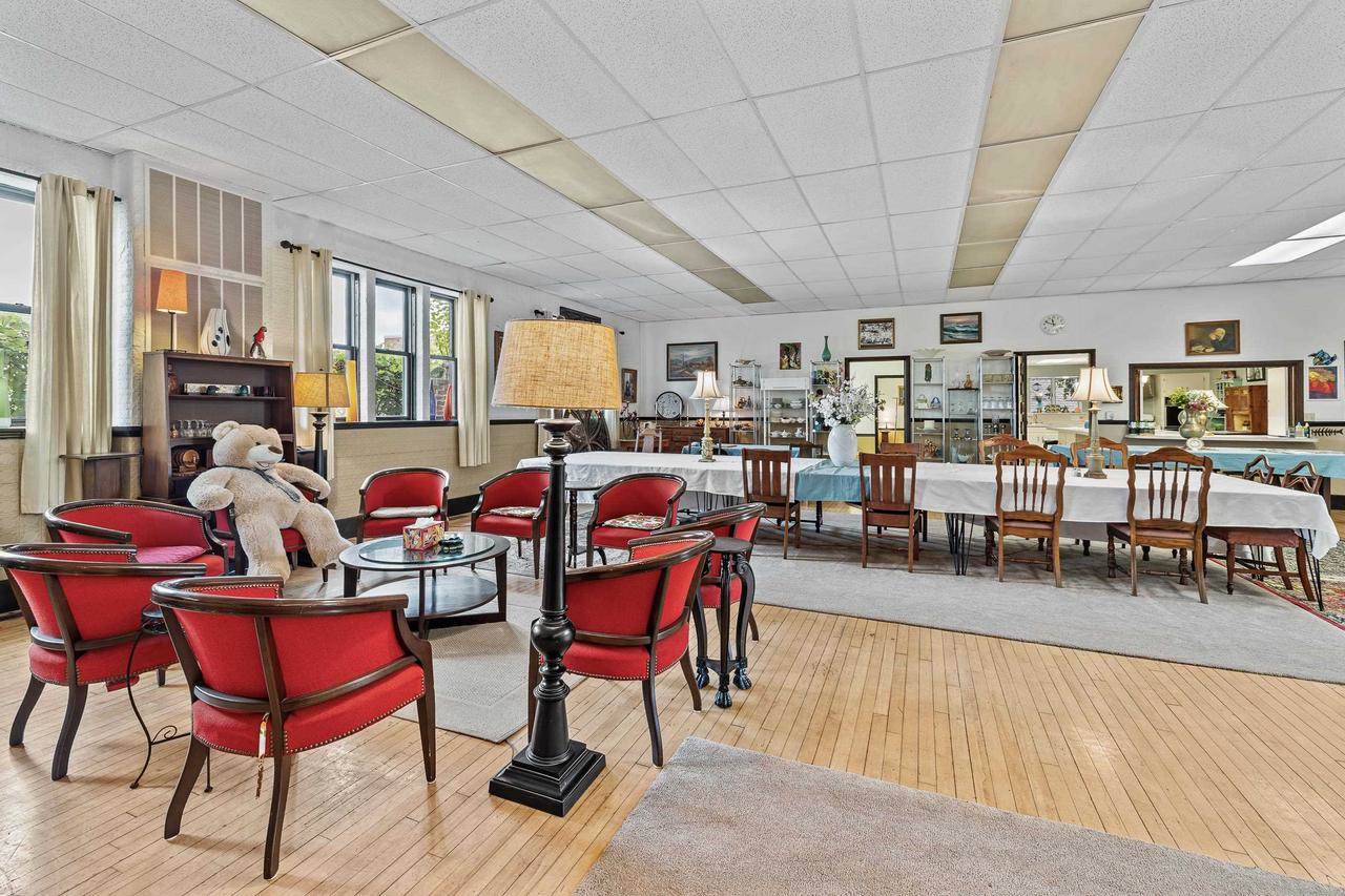 1316 ELLIS STREET #1417 Church Street, Stevens Point, WI 54481