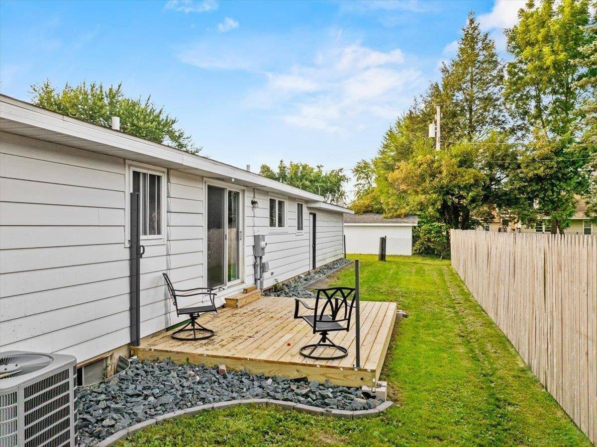 106 S Oak Street, Spencer, WI 54479