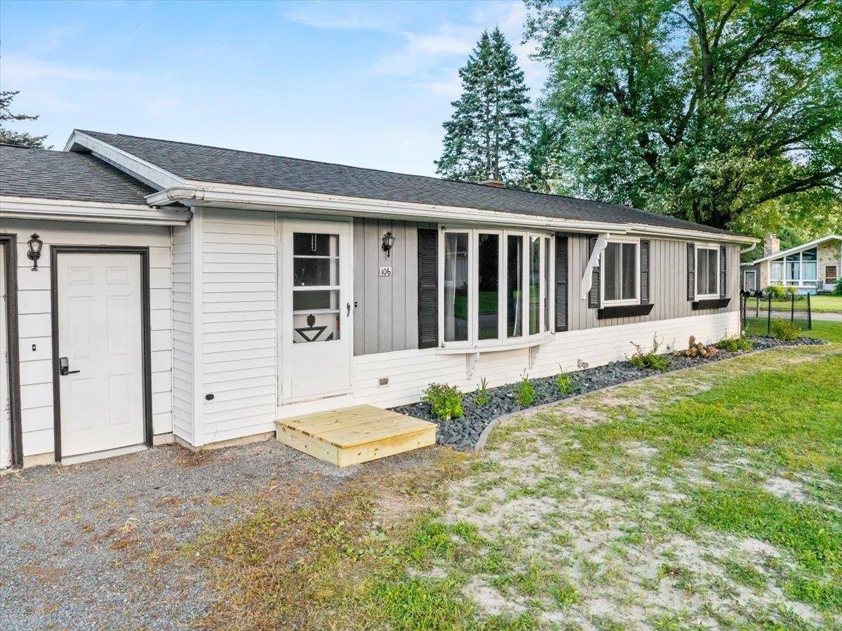 106 S Oak Street, Spencer, WI 54479