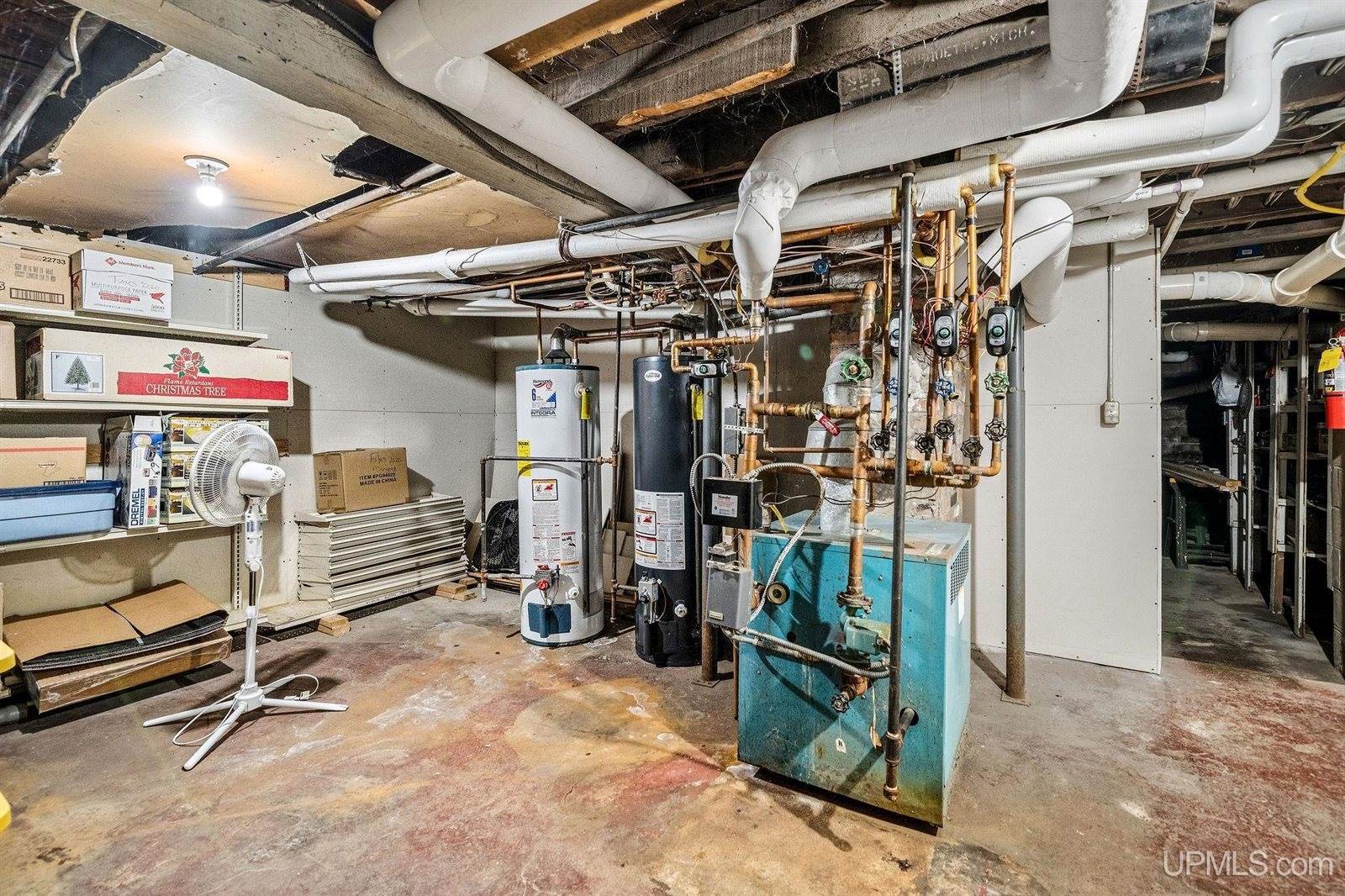 101 Kirkpatrick Avenue, Palmer, MI 49871